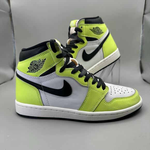 Nike Air Jordan 1 Retro High OG Men Size 7 US 'Visionaire' 555088-702 Sneakers - Picture 1 of 10